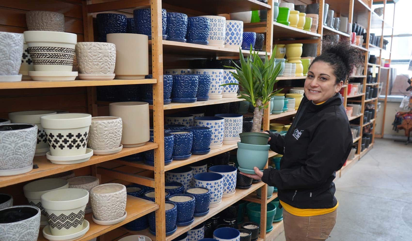 EnglishGardensPotteryWall English Gardens